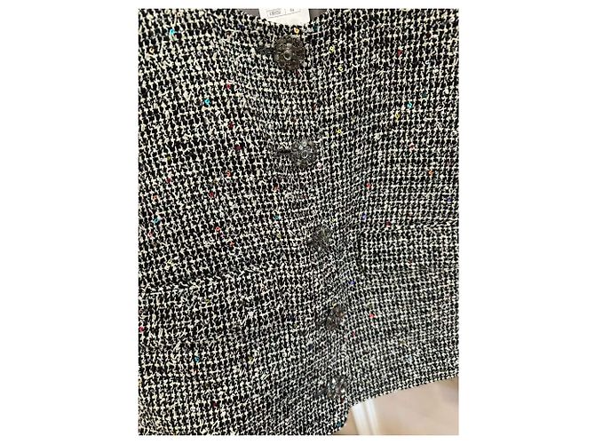Chanel La Petite Veste Noire Jacken Grau - Ansicht 5
