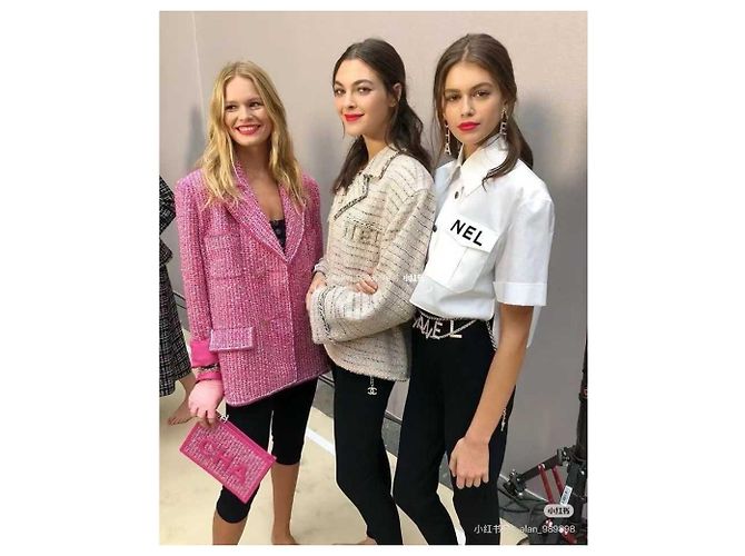 Chaquetas Chanel La Petite Veste Noire Multicolor - vista 5
