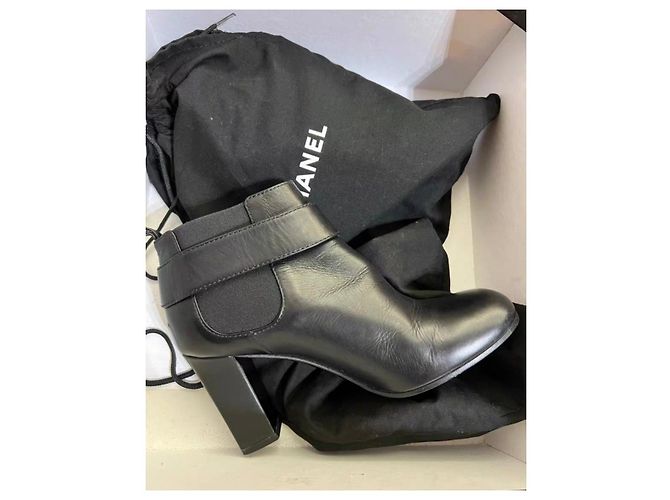Botas Chanel de piel negra talla 37 Negro - vista 4