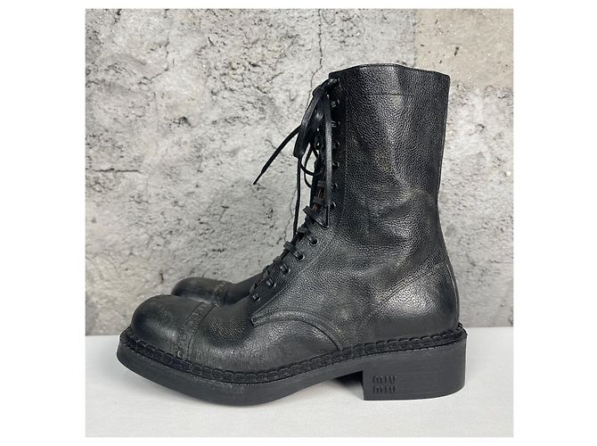 Miu Miu Lederstiefel mit mittlerem Schaft Größe 37.5 Mehrfarben - Ansicht 3