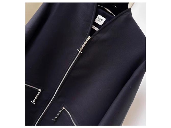 Abrigos Hermès Negro - vista 2