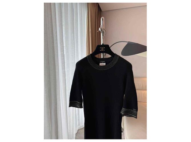 Chanel Kleid aus schwarzem Kaschmir - Ansicht 2