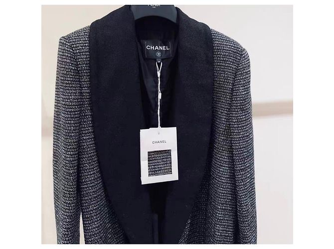 Chaquetas Chanel La Petite Veste Noire Multicolor - vista 2