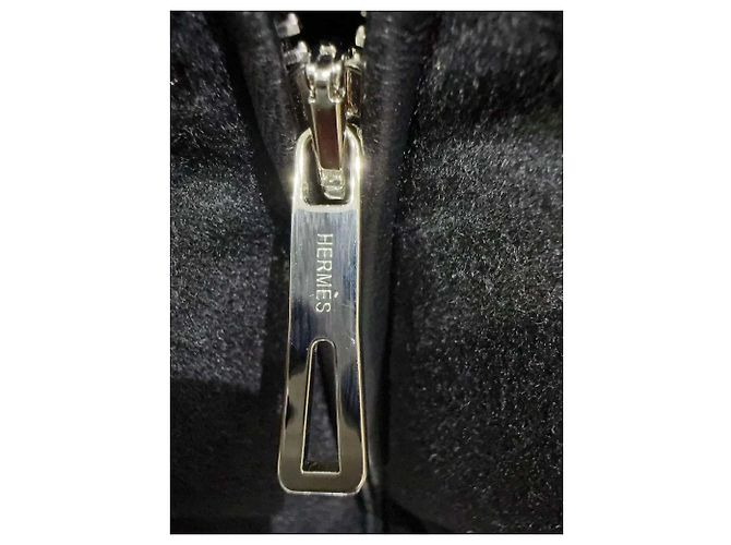 Abrigo Hermès Negro de Cachemira Talla 36 - vista 3