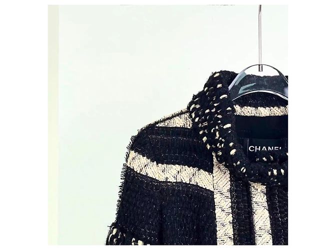 Chaquetas Chanel La Petite Veste Noire Multicolor - vista 2