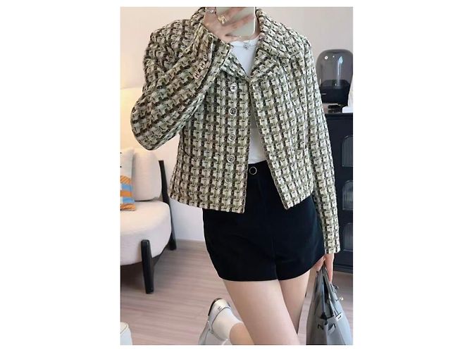 Chaquetas Chanel La Petite Veste Noire Multicolor - vista 3