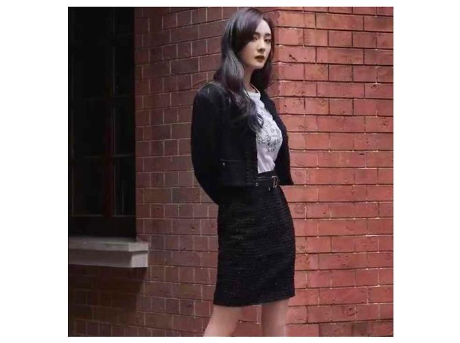 Chaquetas Chanel La Petite Veste Noire Negro - vista 2
