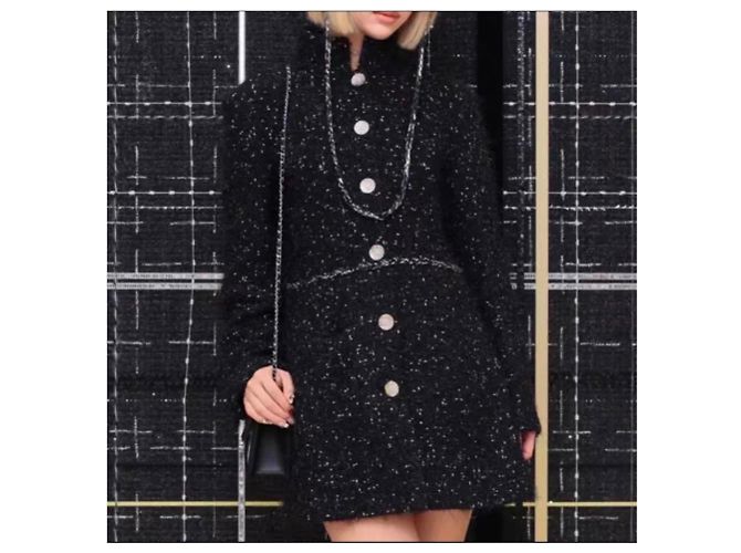Abrigo Chanel de tweed negro - vista 2