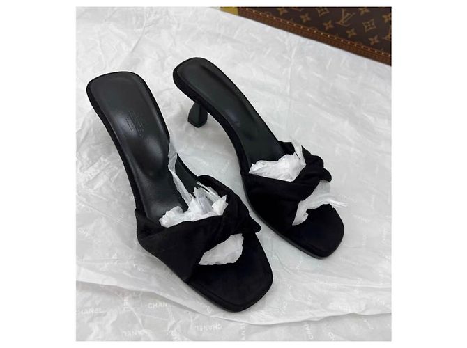 Sandali Hermès in pelle nera 38.5 Nero - vista 2