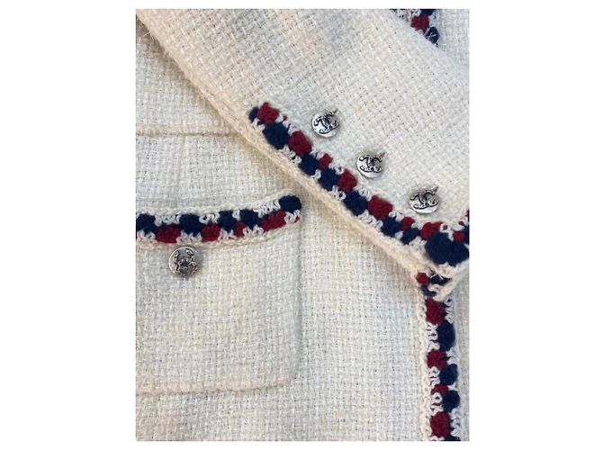 Chaquetas Chanel La Petite Veste Noire Multicolor - vista 2
