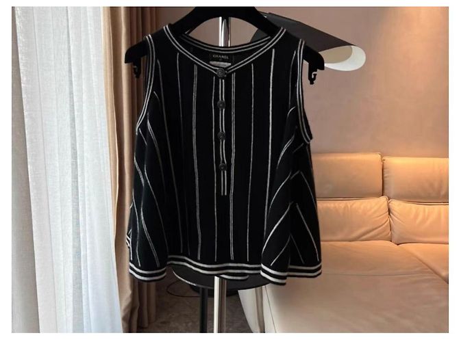 Chanel Malha de cashmere preta Preto - vista 2