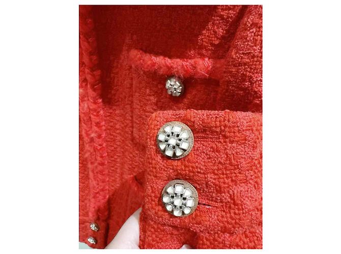 Chaquetas Chanel La Petite Veste Noire Roja - vista 6