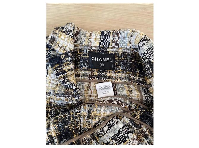 Chaquetas Chanel La Petite Veste Noire Multicolor - vista 3