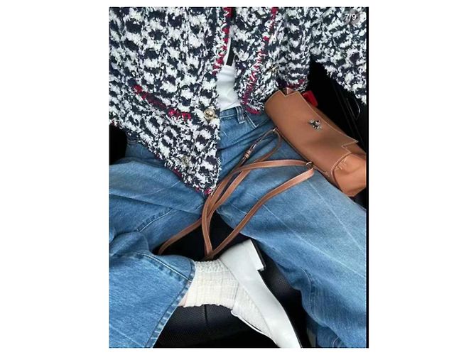 Chaquetas Chanel La Petite Veste Noire Multicolor - vista 6