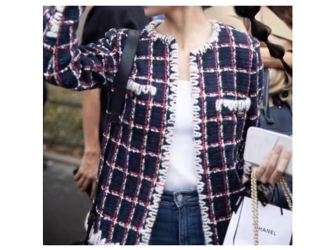 Chaquetas Chanel La Petite Veste Noire Multicolor - vista 6