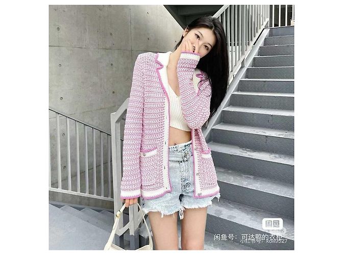 Chaquetas Chanel La Petite Veste Noire Multicolor - vista 5
