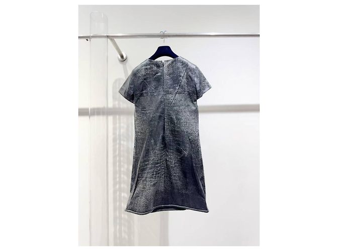 Chanel Kleid aus Leder Grau - Ansicht 3