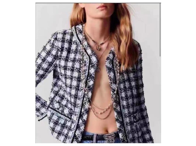 Chaquetas Chanel La Petite Veste Noire Multicolor - vista 4