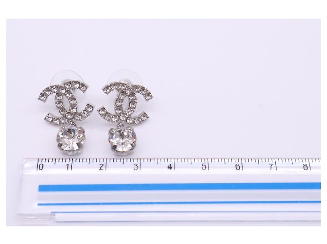 Chanel Coco Mark Tropfenohrringe mit Strass Silber - Ansicht 3