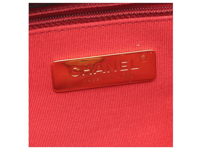 Borsa a tracolla Chanel 19 Dixneuf Matelassé Nero - vista 4