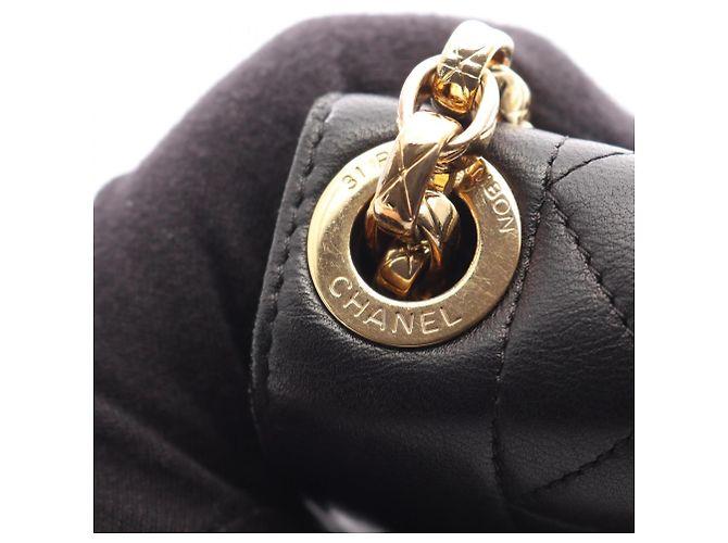 Borsa a tracolla Chanel Chic With Me Matelassé Nero - vista 15