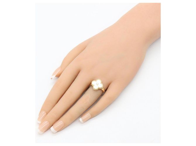 Anello Van Cleef & Arpels Vintage Alhambra Madreperla 1PD Bianco D'oro - vista 8