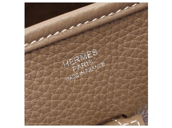 Hermès Borsa a tracolla Hermes Evelyne 3 Trois PM Etoupe Taupe - vista 4