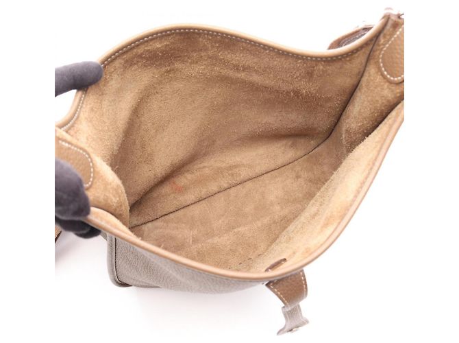 Hermès Borsa a tracolla Hermes Evelyne 3 Trois PM Marrone Taupe - vista 3
