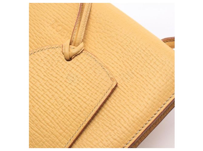 Bolsa Loewe Barcelona Amarelo - vista 13