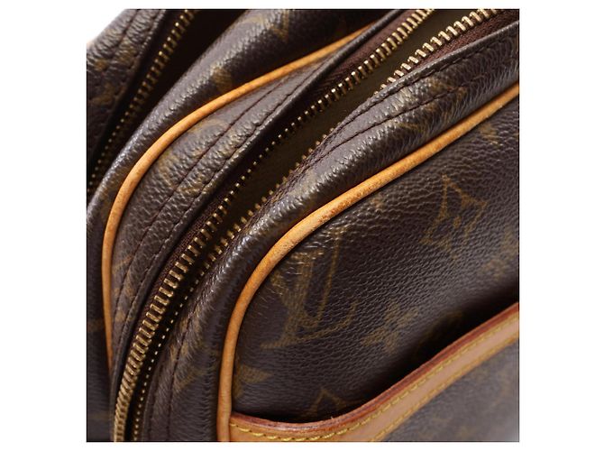 Borsa a tracolla Louis Vuitton Reporter PM Marrone - vista 9