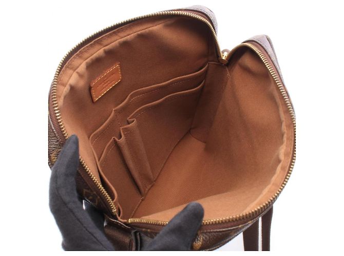 Borsa a tracolla Louis Vuitton Trotteur Bobour Monogram Marrone Monogramma - vista 3