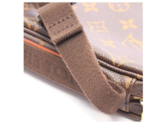 Borsa a tracolla Louis Vuitton Trotteur Bobour Monogram Marrone Monogramma - vista 6