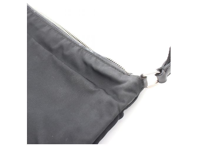 Bolsa de Ombro Prada Triangle Logo Preto - vista 10