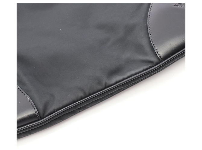 Bolsa de Ombro Prada Triangle Logo Preto - vista 11