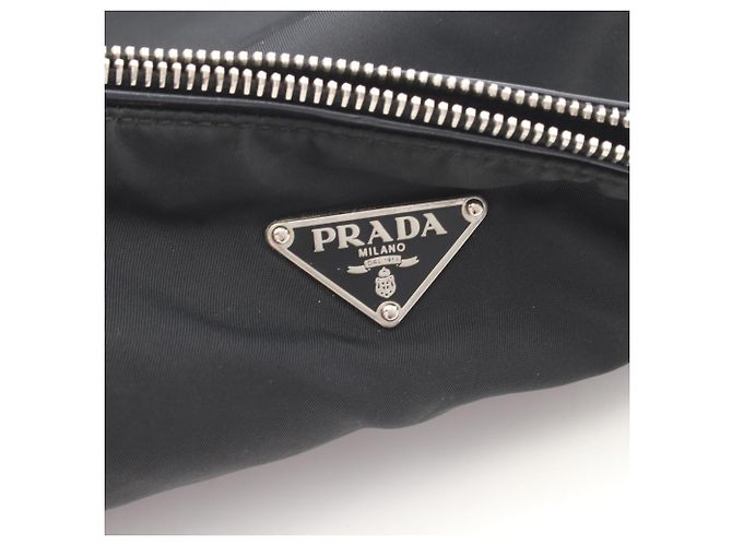 Bolsa de Ombro Prada Triangle Logo Preto - vista 13