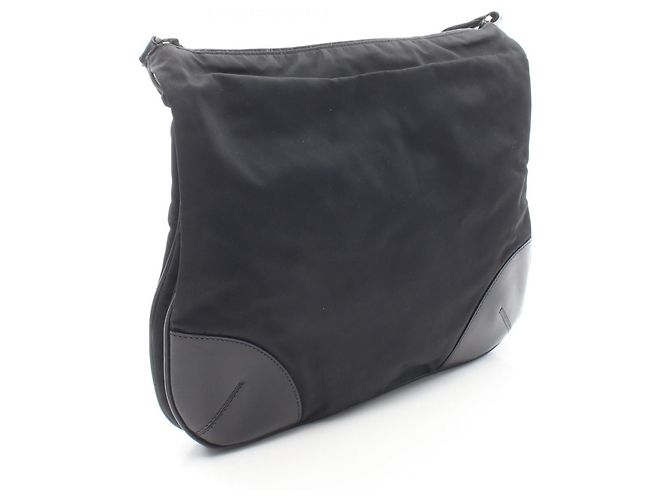 Bolsa de Ombro Prada Triangle Logo Preto - vista 2