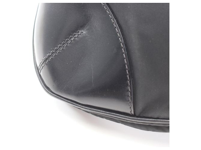 Bolsa de Ombro Prada Triangle Logo Preto - vista 7