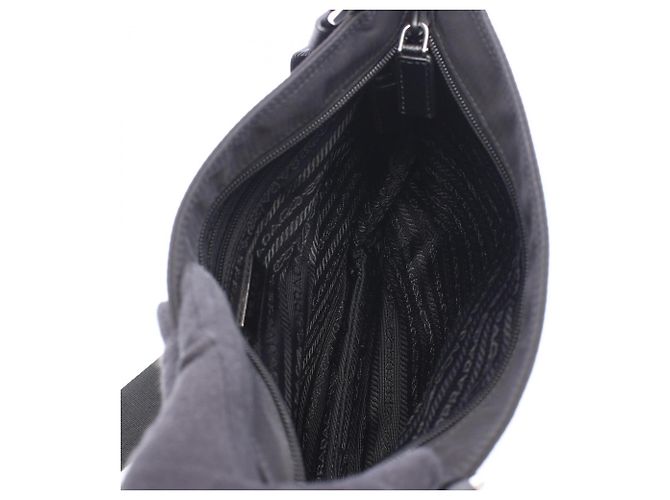 Sac à épaule Prada Triangle Logo Noir - vue 3
