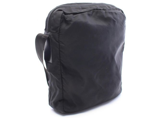 Borsa a tracolla Prada con logo triangolare in nero - vista 2