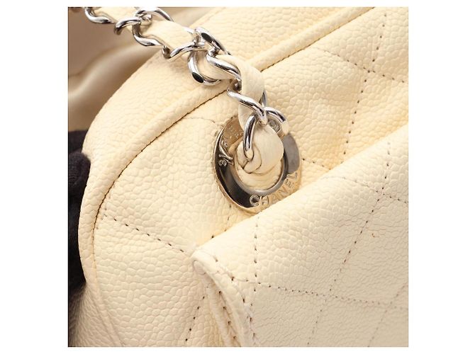 Borsa a tracolla Chanel Matelassé Ivory Crudo - vista 12