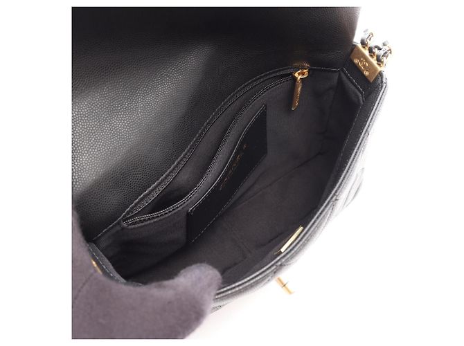 Borsa a spalla Chanel Matelassé Nera Nero - vista 3
