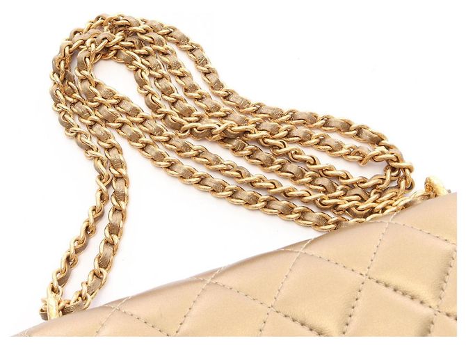 Borsa a tracolla Chanel Matelassé in pelle d'agnello dorata D'oro - vista 13