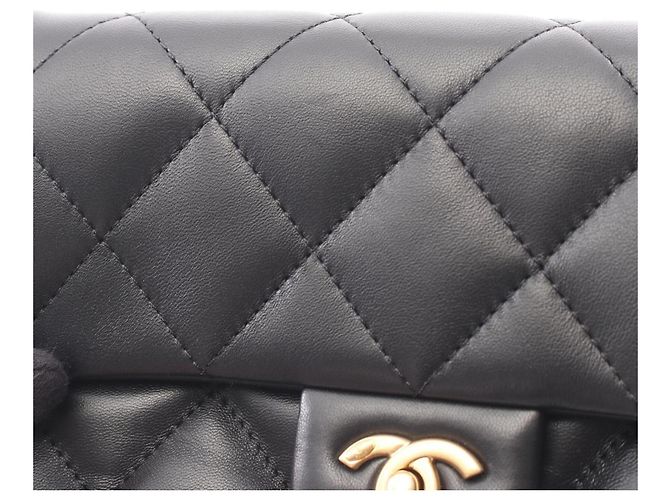 Timeless Borsa a tracolla Chanel Matelassé in pelle d'agnello nera Nero - vista 10