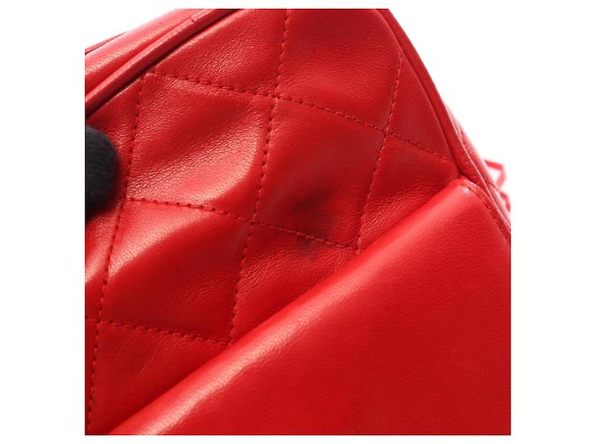 Borsa a spalla Chanel Matelassé con nappina Rosso - vista 9