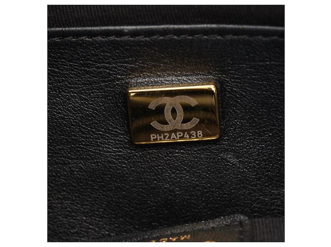 Borsa a secchiello Chanel Matelassé in pelle di agnello nera Nero - vista 5