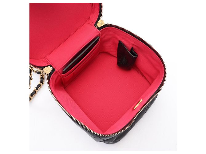 Chanel Matelassé Vanity Bag Schwarz - Ansicht 3