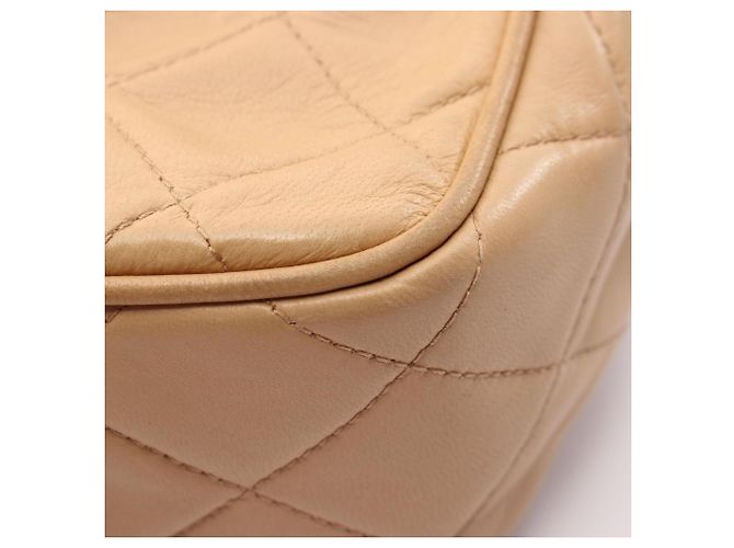 Borsa Chanel Matelassé in Beige - vista 7