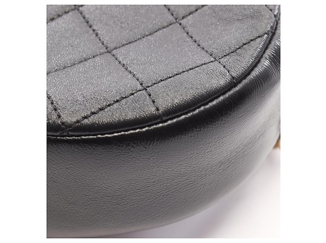 Chanel Matelassé Runde Mini Schultertasche Schwarz - Ansicht 8