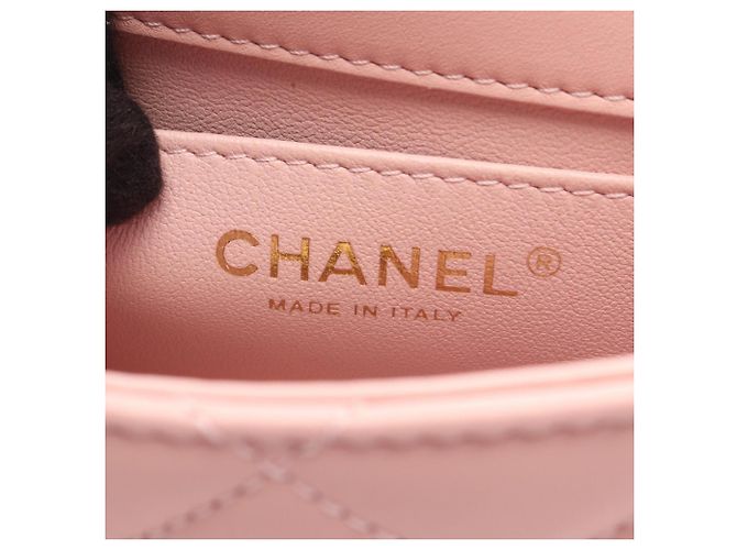 Borsa a tracolla Chanel Mini Matelassé in pelle d'agnello rosa - vista 4