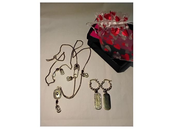 Set Gioielli Alexander McQueen Skull and Pearl D'oro - vista 3